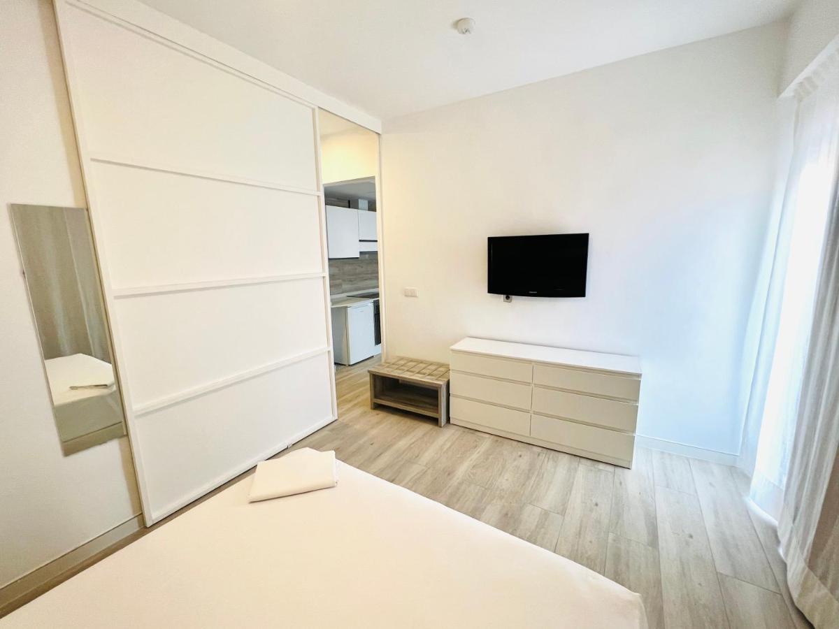 Apartamentos Hotel Puente De Hierro Benicàssim Eksteriør billede